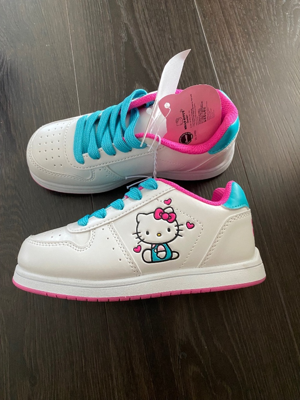 Sanrio Hello Kitty Kids White Sneakers Shoes Classic Courtside NWT